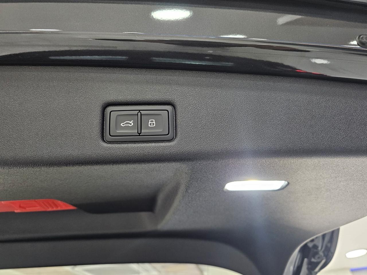 Nuova AUDI Q5 Sportback S line edition TDI quattro 150 kW 204CV S tronic Grigio Tambora metallizzato