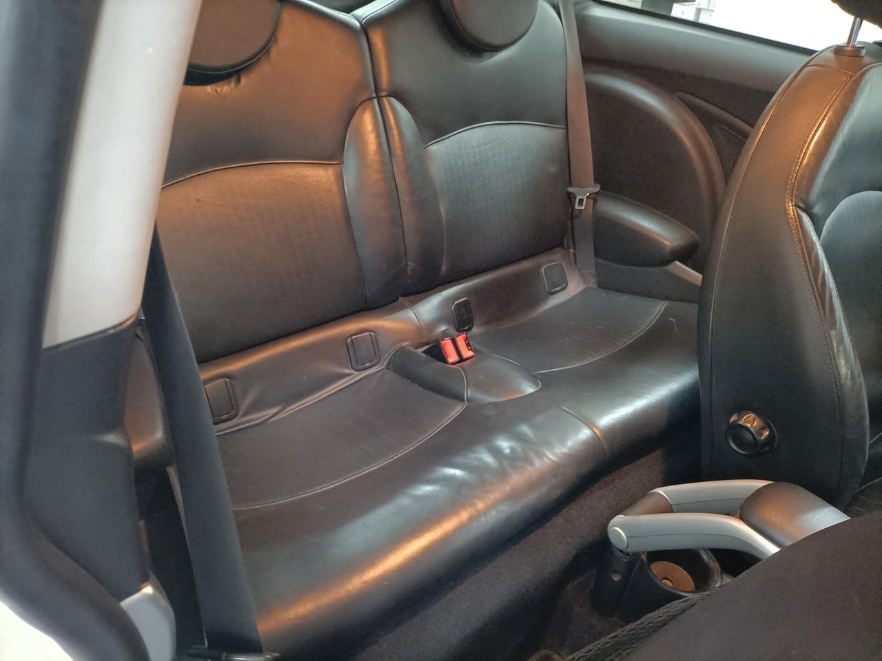 Mini 1.6 Cooper D 109 CV - 2009