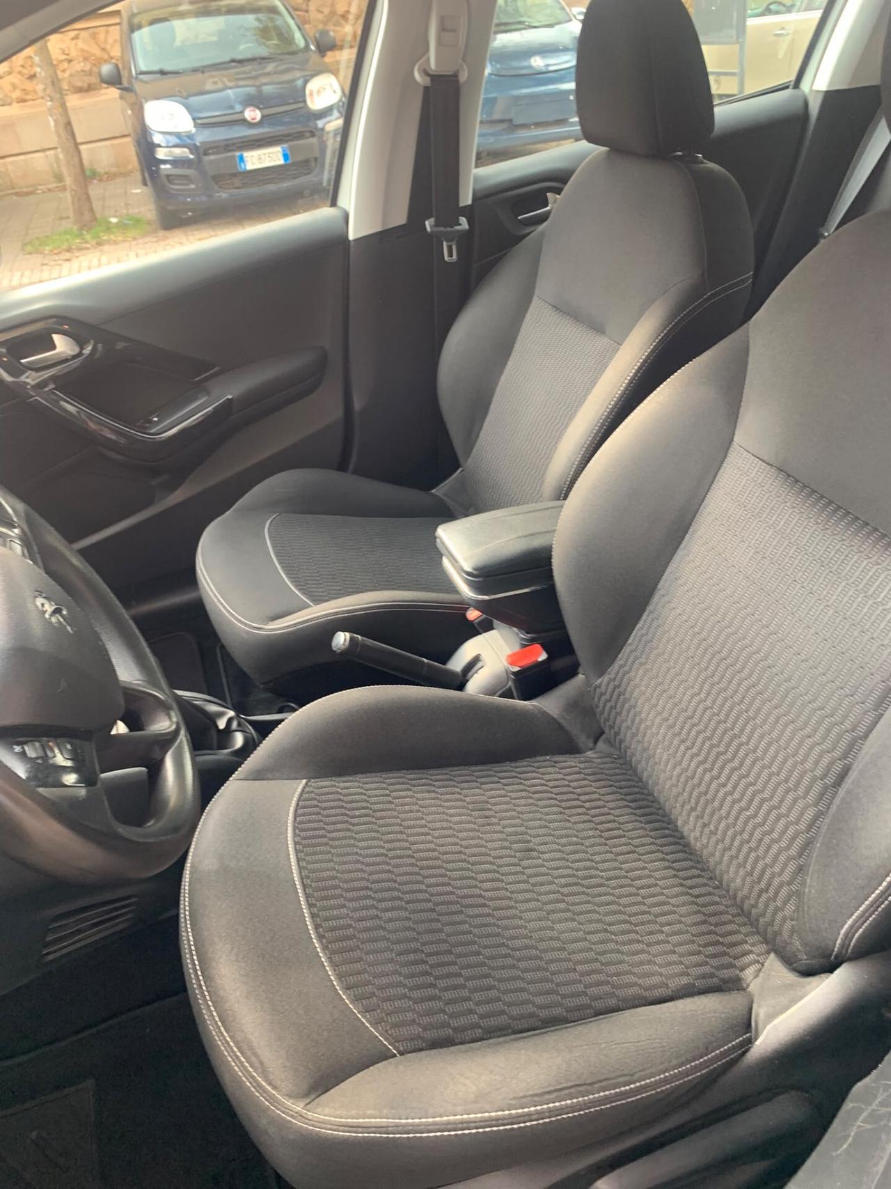 Peugeot 208 PureTech 68 5 porte Active