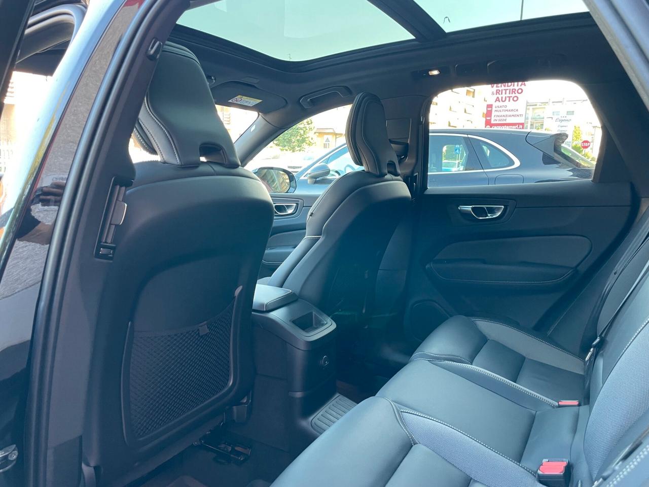 Volvo XC 60 XC60 II 2.0 t6 phev Ultra Black Edition awd auto