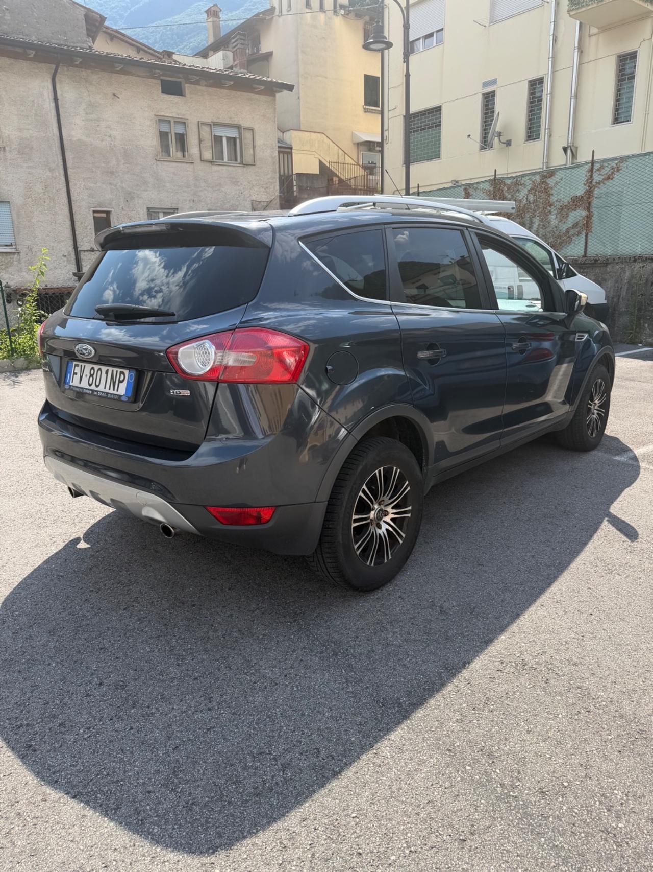 Ford Kuga 2.0 TDCi 136 CV 4WD Titanium DPF
