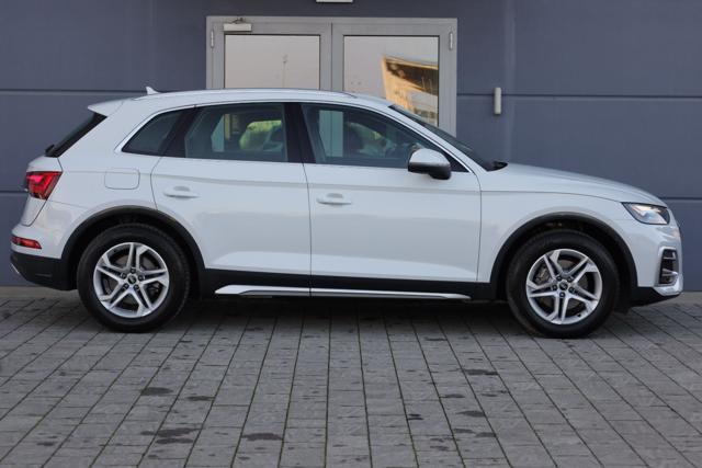 AUDI Q5 35 TDI S tronic Business Advanced