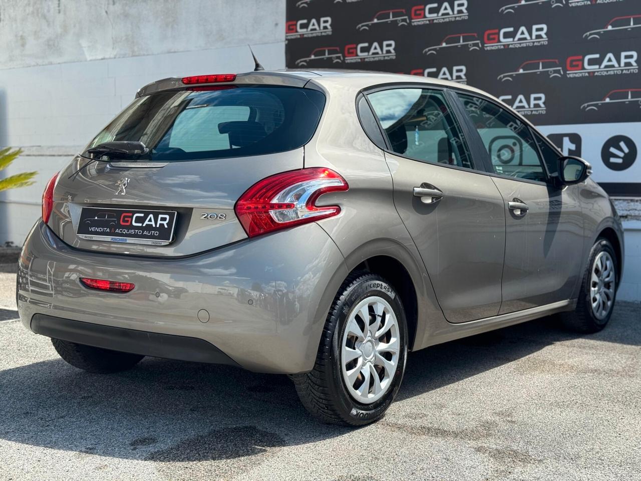 Peugeot 208 1.4 HDi 68 CV 5 porte Allure