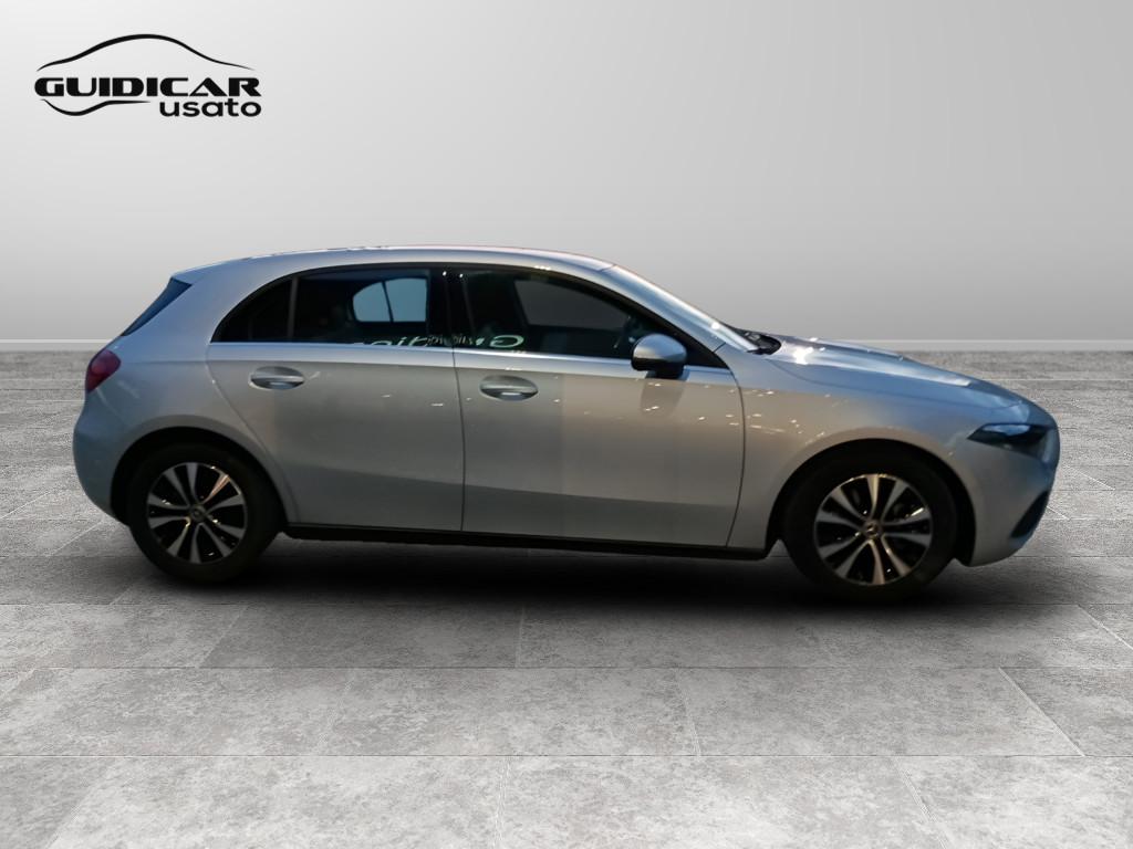 Mercedes-Benz Classe A - W177 2023 - A 180 d Advanced auto