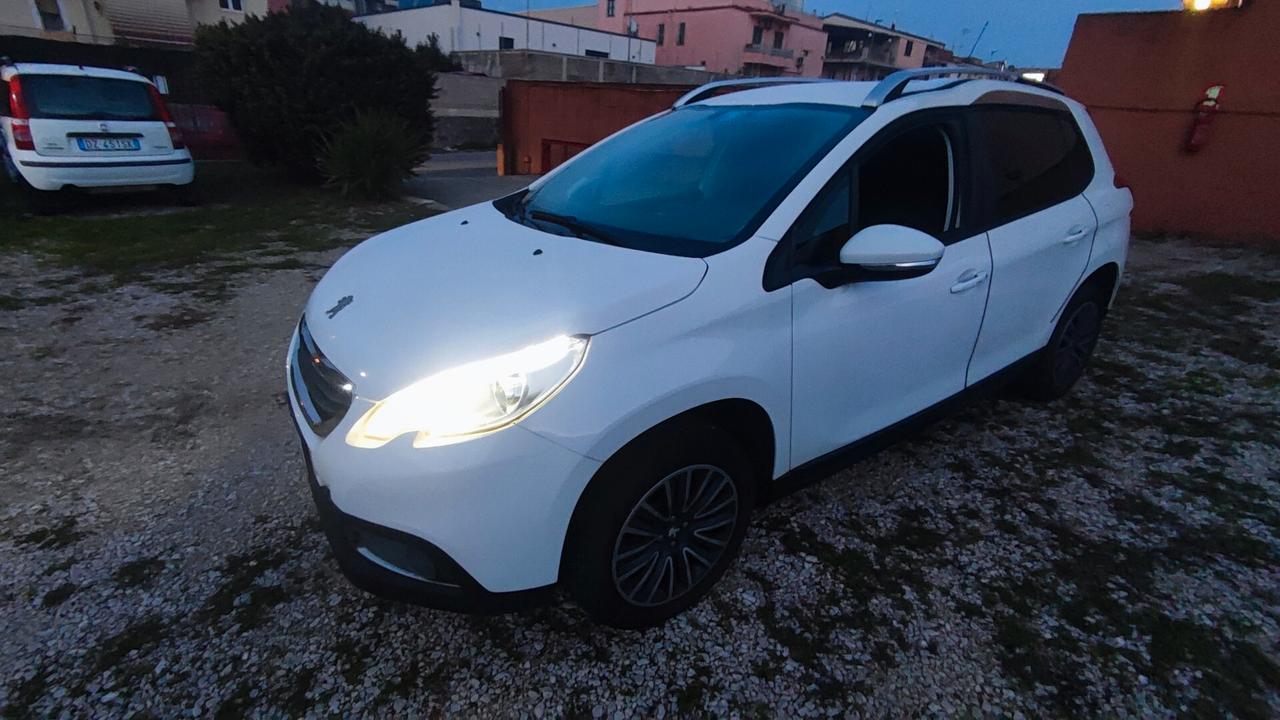 Peugeot 2008 1.2 Benz 2015