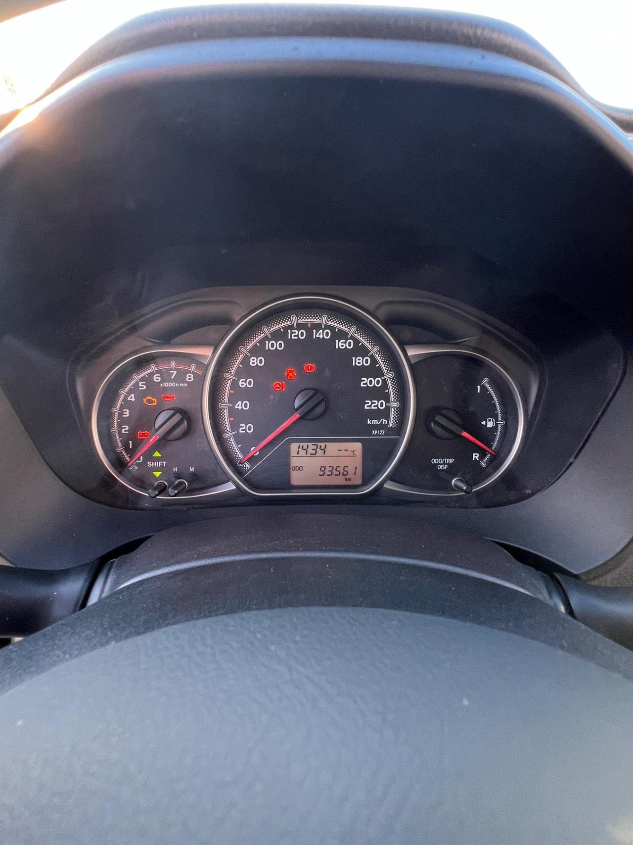 Toyota Yaris 1.0 5 porte Lounge