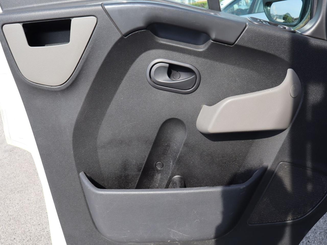 Nissan NV400 2.3 dCi 125 DPF #11174