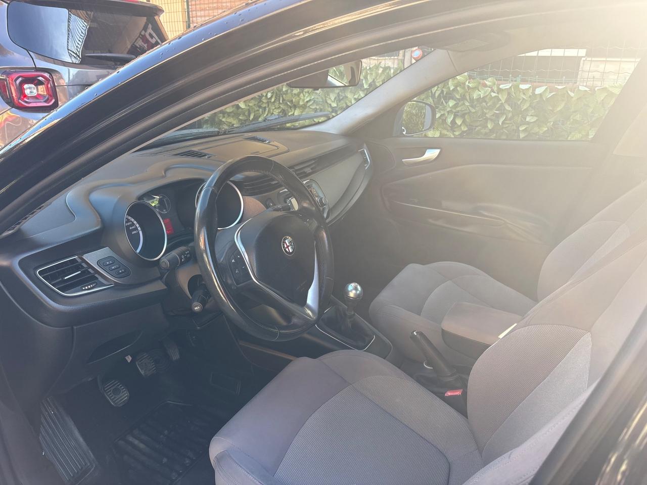 Alfa Romeo Giulietta 1.4 Turbo 120 GPL CV Distinctive