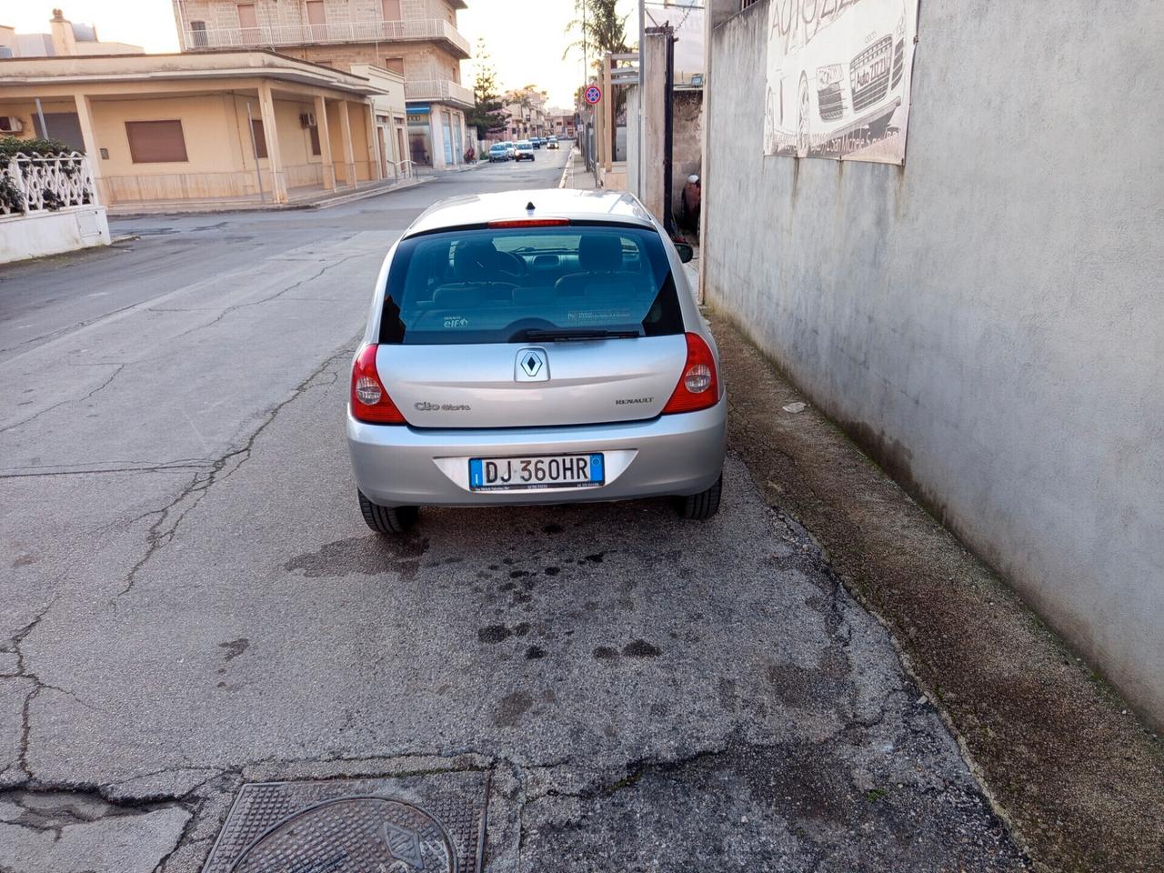 Renault Clio Storia 1.2 5 porte GPL Confort