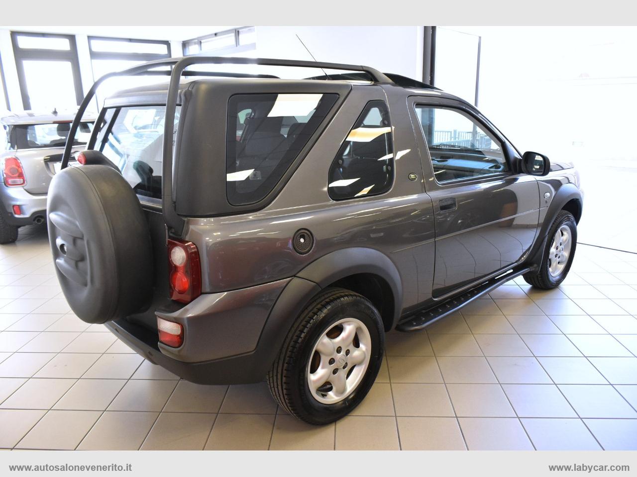 LAND ROVER Freelander 2.0 Td4 3p. Softback S