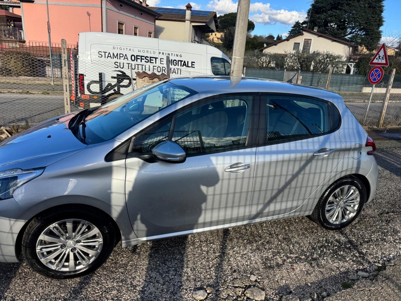 Peugeot 208 PureTech 82 5 porte Active NEOPATENTATI