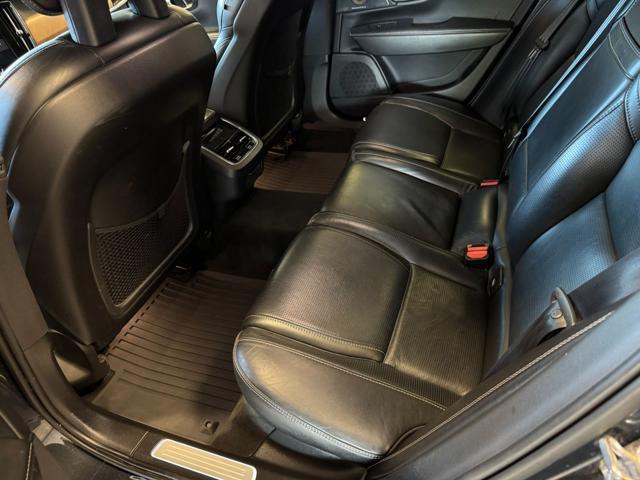 VOLVO V90 D4 AWD Geartronic Inscription