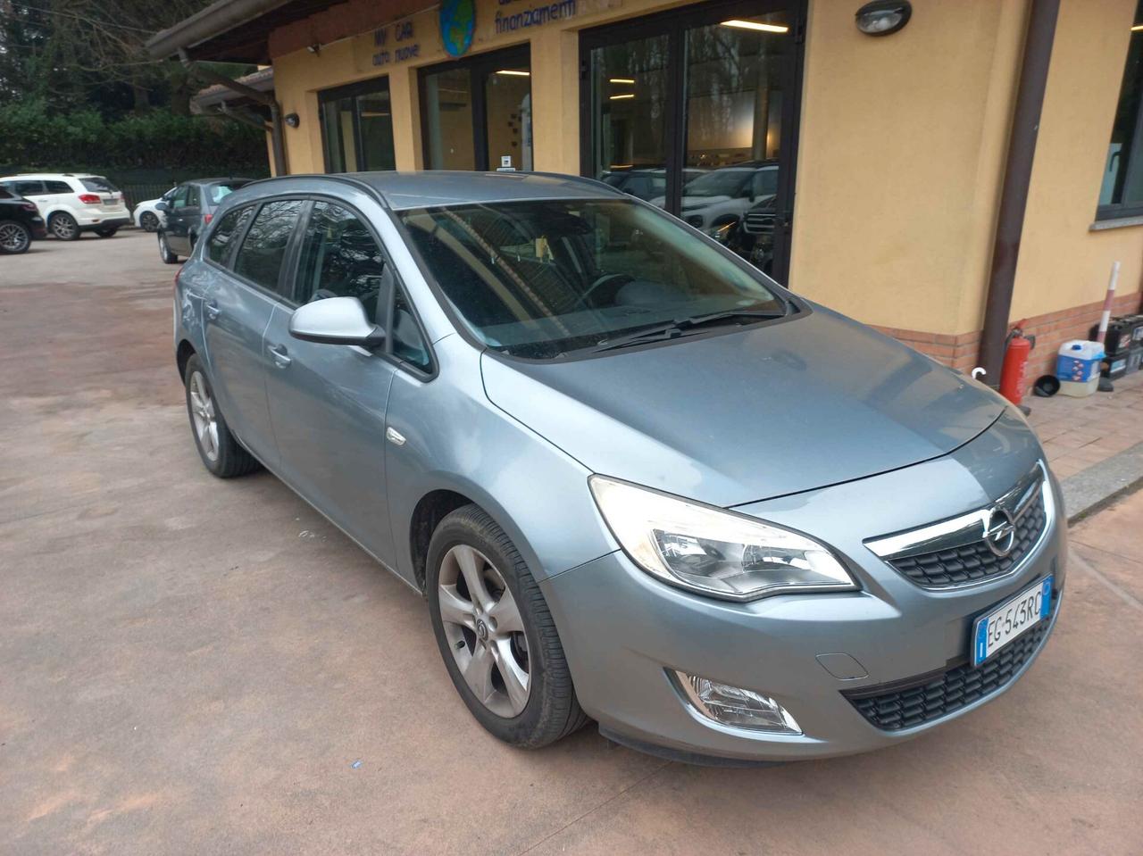 Opel Astra 1.7 CDTI 110CV Sports Tourer Cosmo