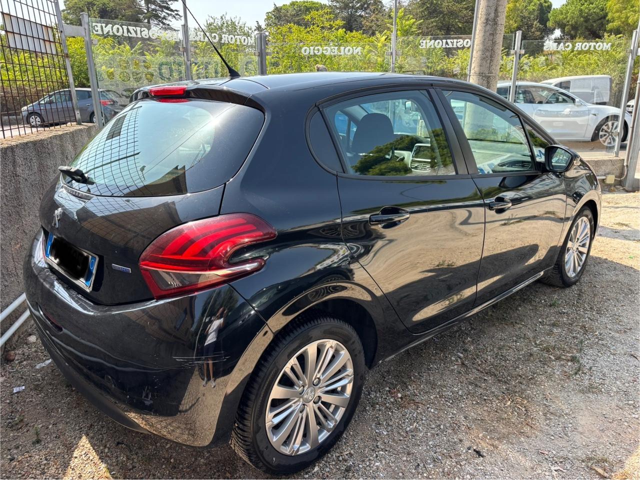 Peugeot 208 BlueHDi 75 S&S 5 porte Active