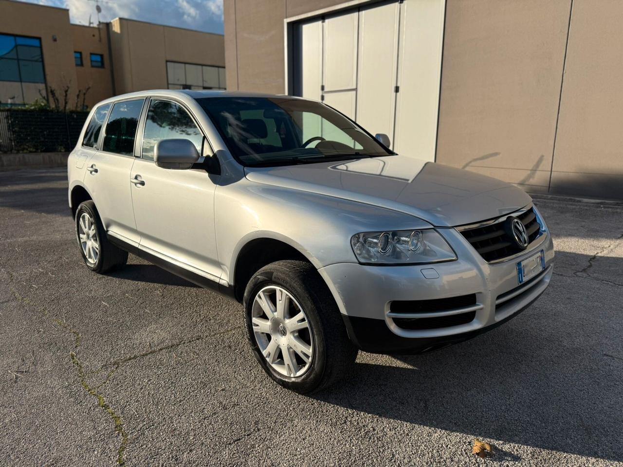 VW TOUAREG R5 2.5 TDI 2007 12 MESI DI GARANZIA