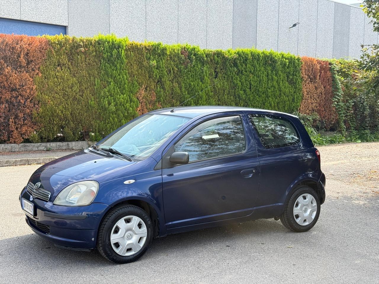Toyota Yaris 1.0i 16V cat 3 porte