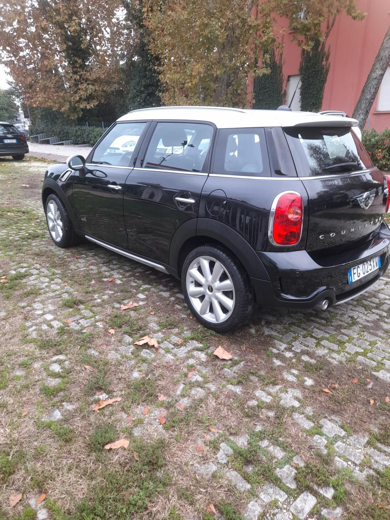Mini Cooper SD Countryman 2.0 ALL4 Automatica