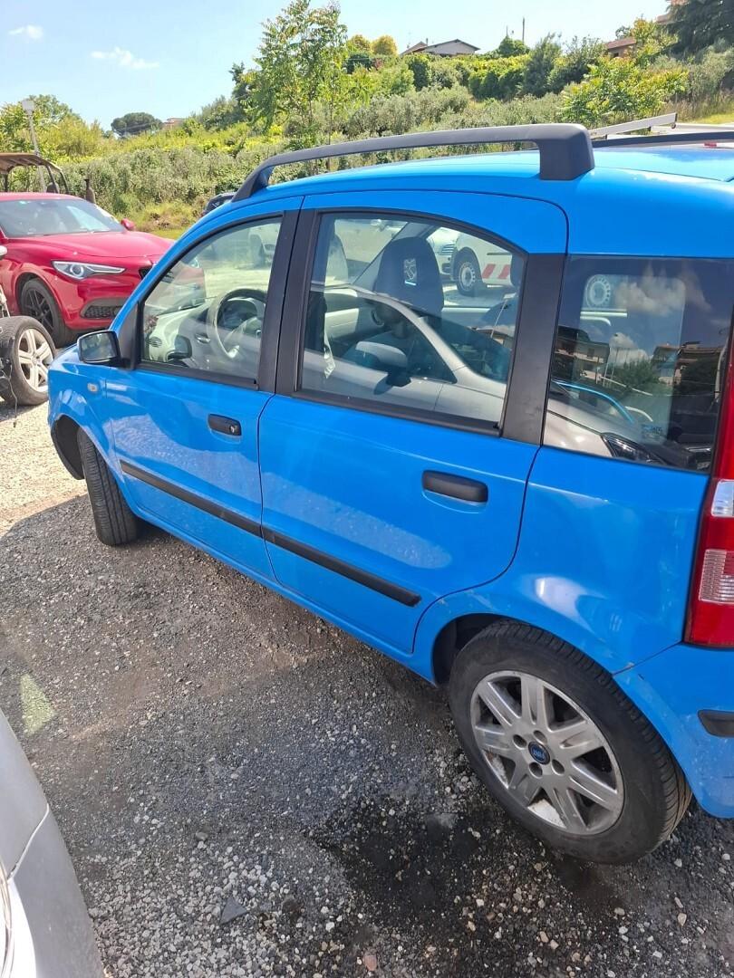 FIAT PANDA 1.2 POCO SINISTRATA MARCIANTE
