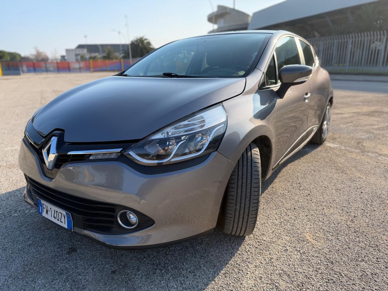 Renault Clio 1.5 dCi 8V 90CV Start&Stop 83gr 5 porte EcoBusiness
