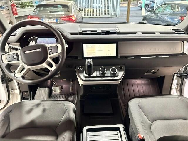 Land Rover Defender 110 3.0D I6 200 CV AWD Auto SE
