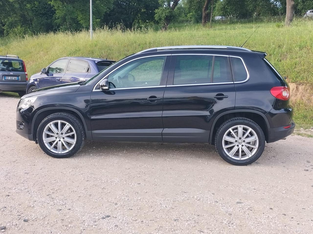 Volkswagen Tiguan 2.0 16V TDI DPF Trend & Fun (18°)