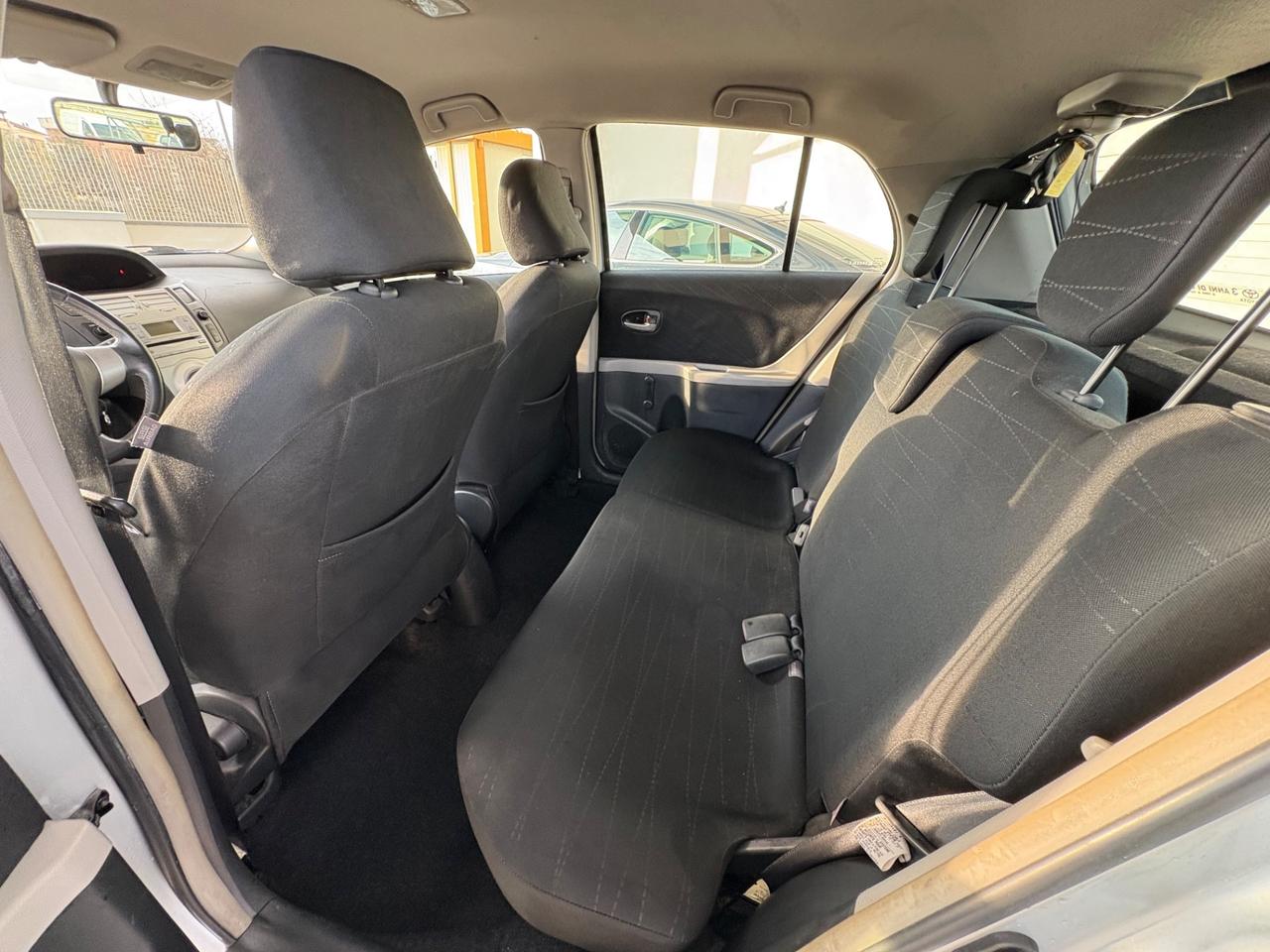 Toyota Yaris 1.3 5 porte Sol