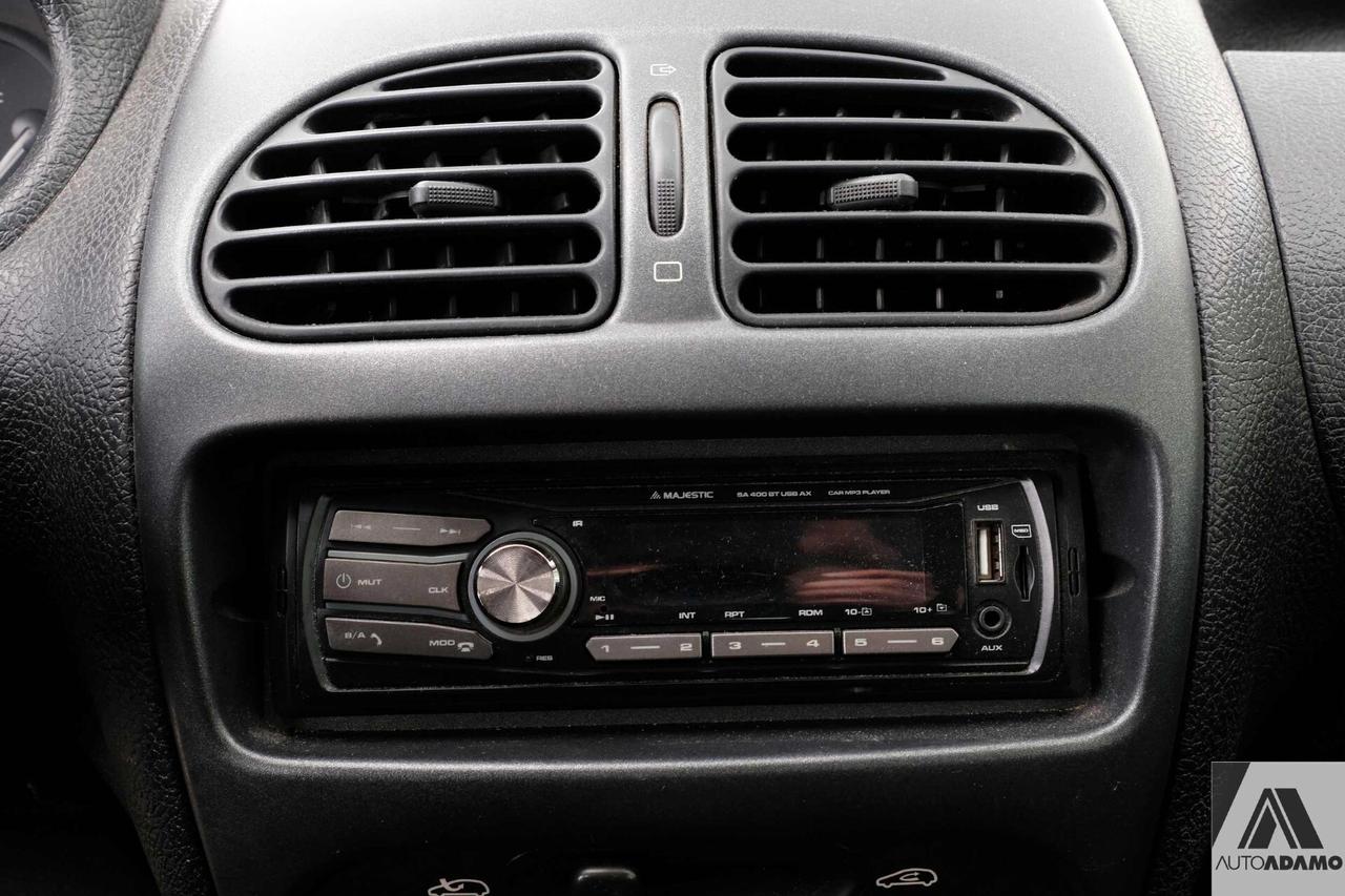 Peugeot 206 2.0 HDi 3P