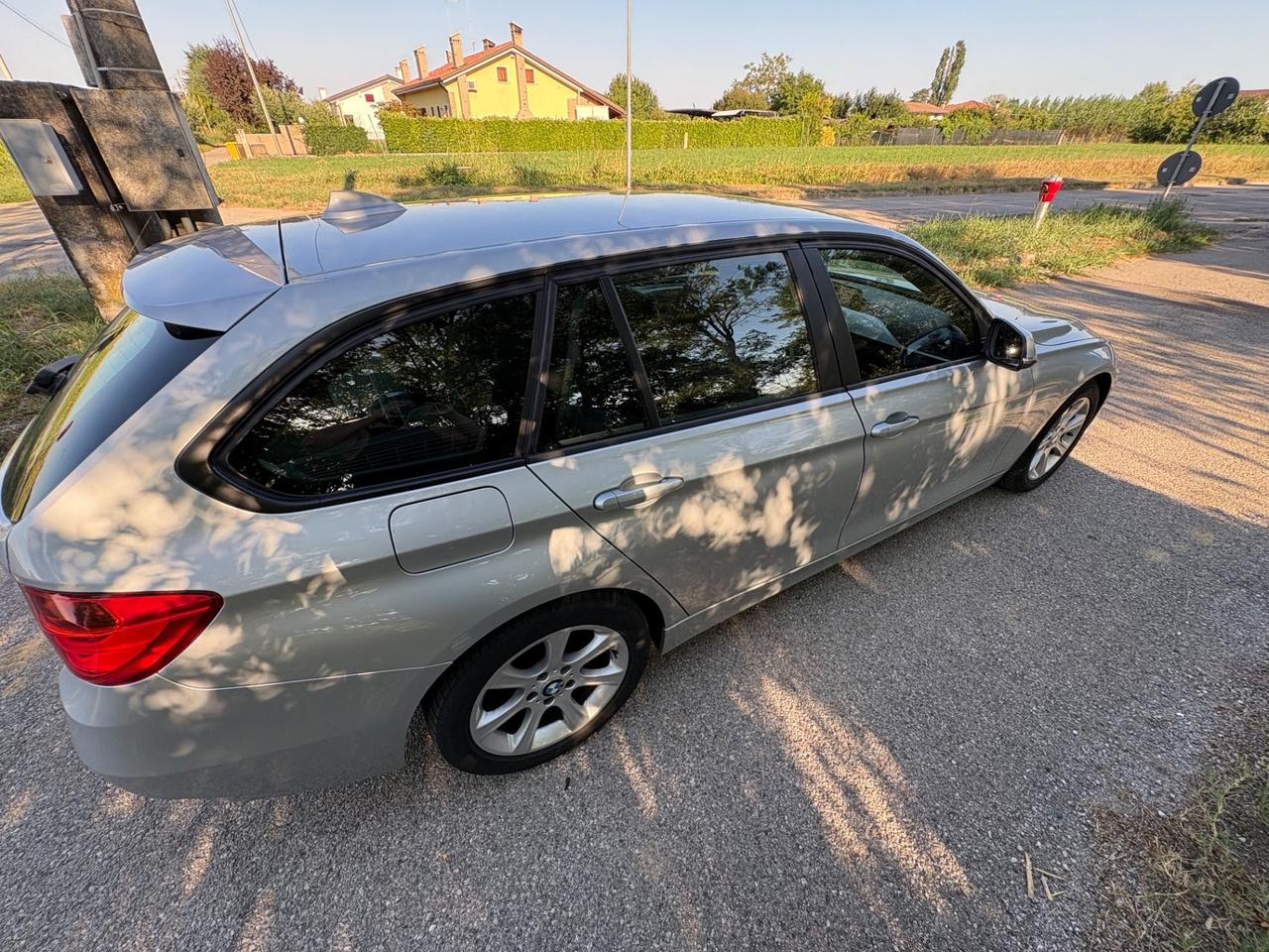 Bmw 320 320d Touring Modern