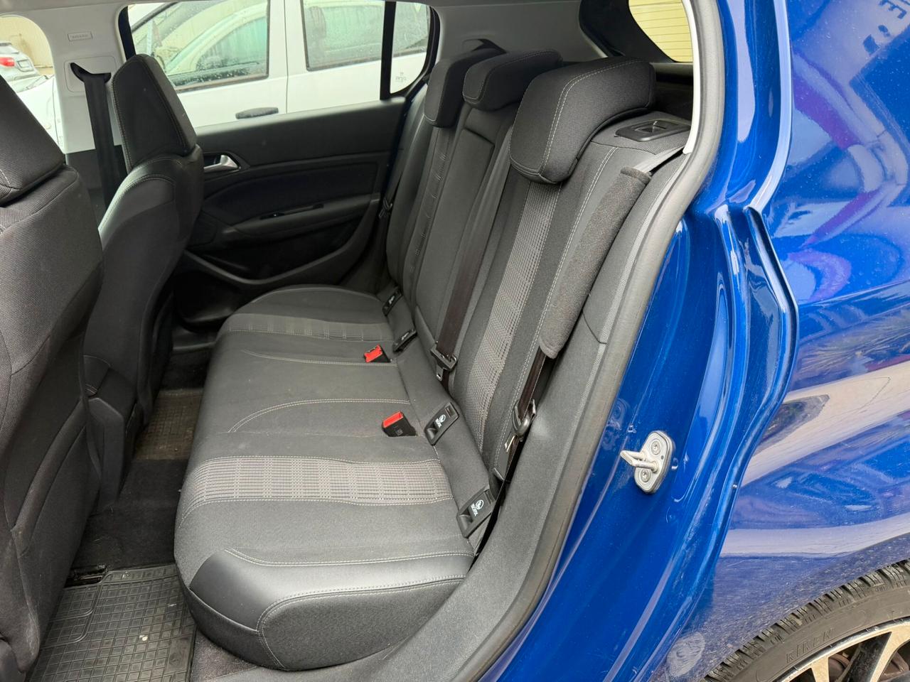 Peugeot 308 2019 1.5D UNIPRO