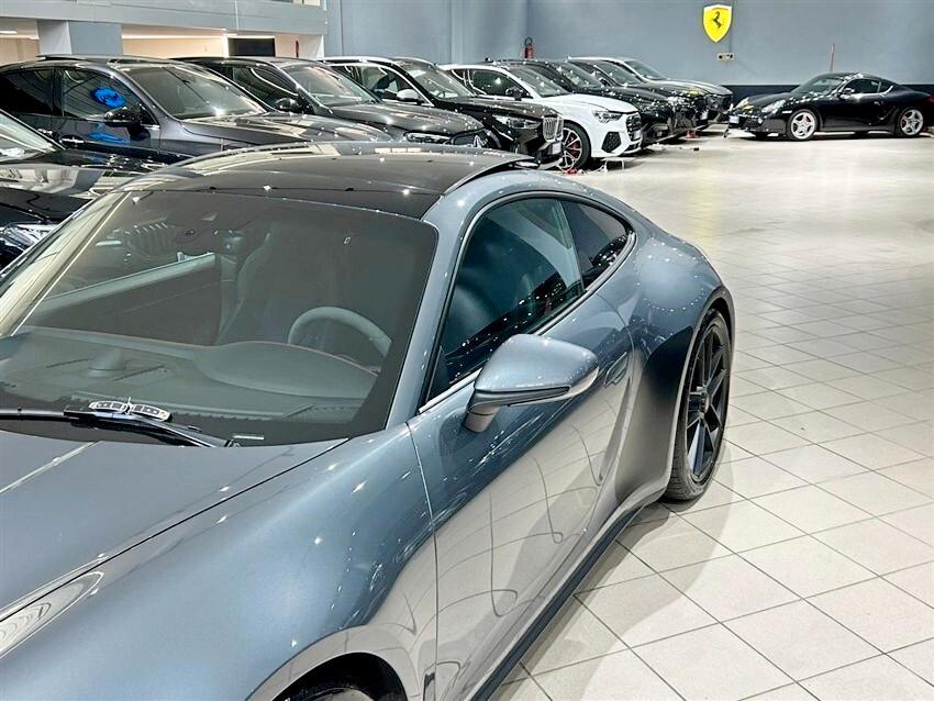 Porsche 911 Carrera GTS