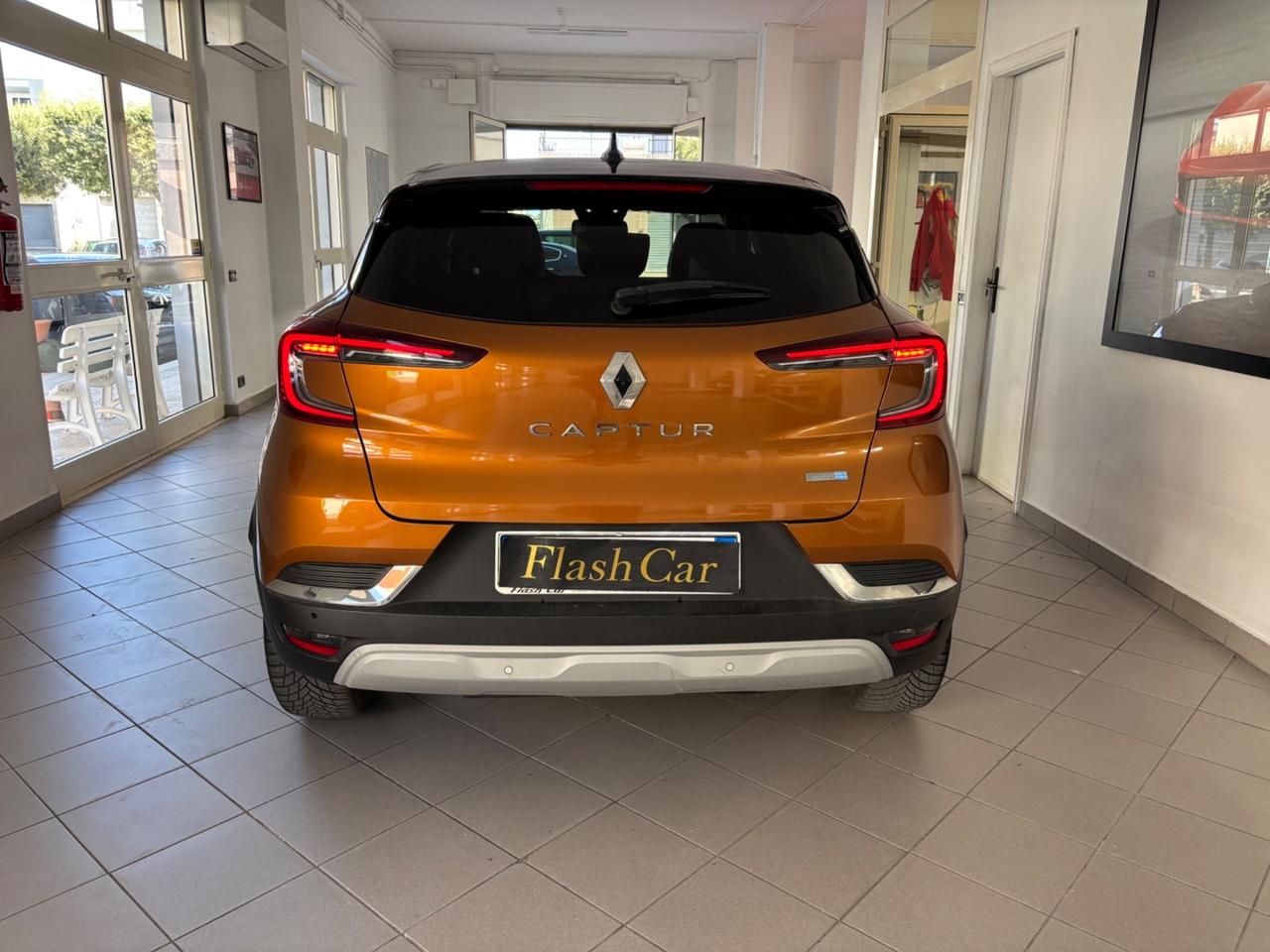Renault Captur Plug-in Hybrid E-Tech 160 CV Intens
