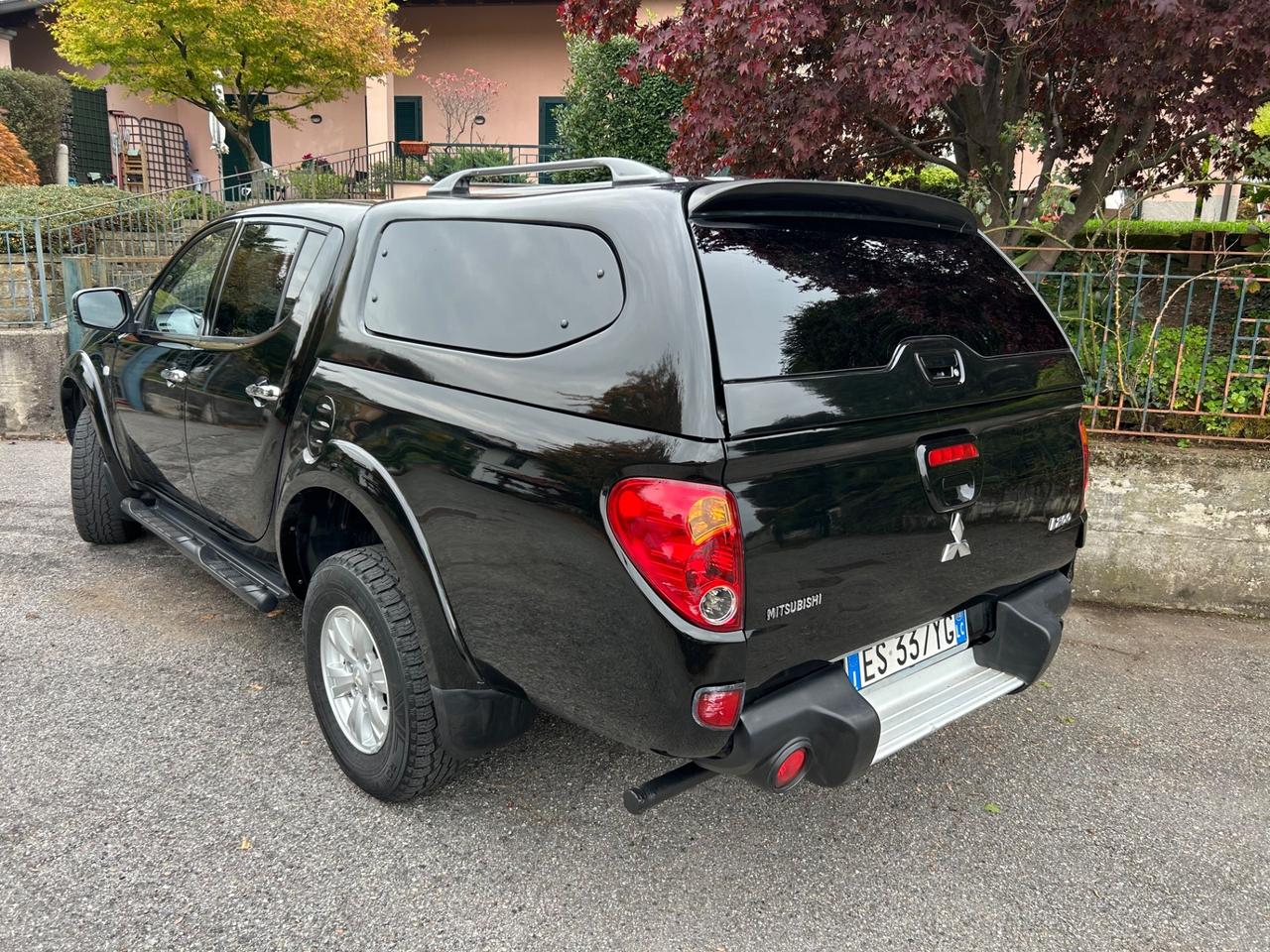 Mitsubishi L200 2.5 DI-D/136CV DC Invite DPF