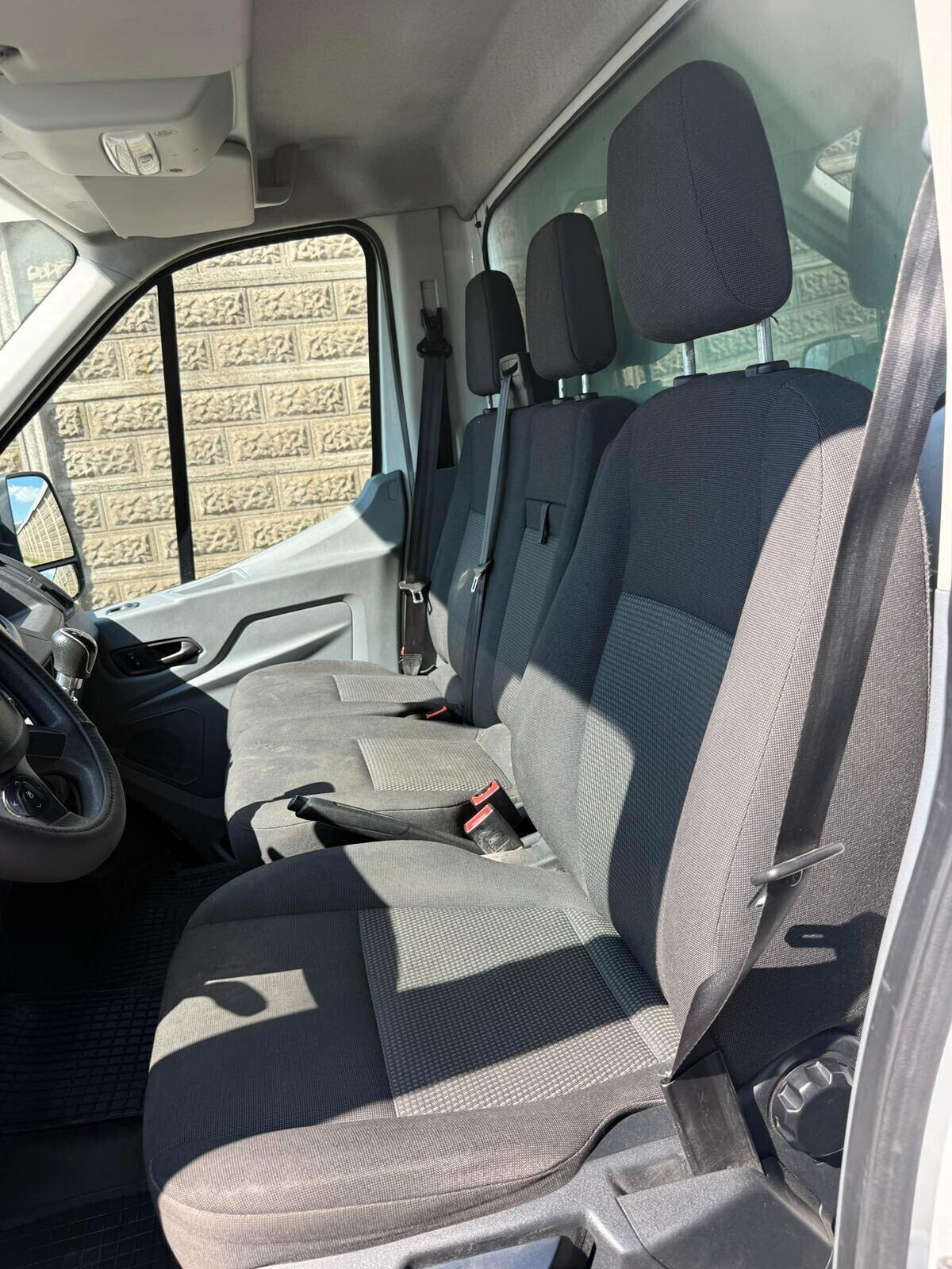 Ford Transit 350 2.0TDCi EcoBlue 170CV PL RWD Cab.Trend