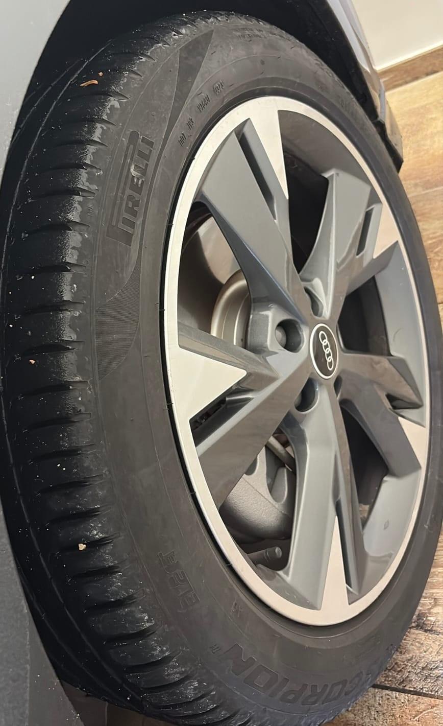 Audi Q4 40 e-tron S line edition