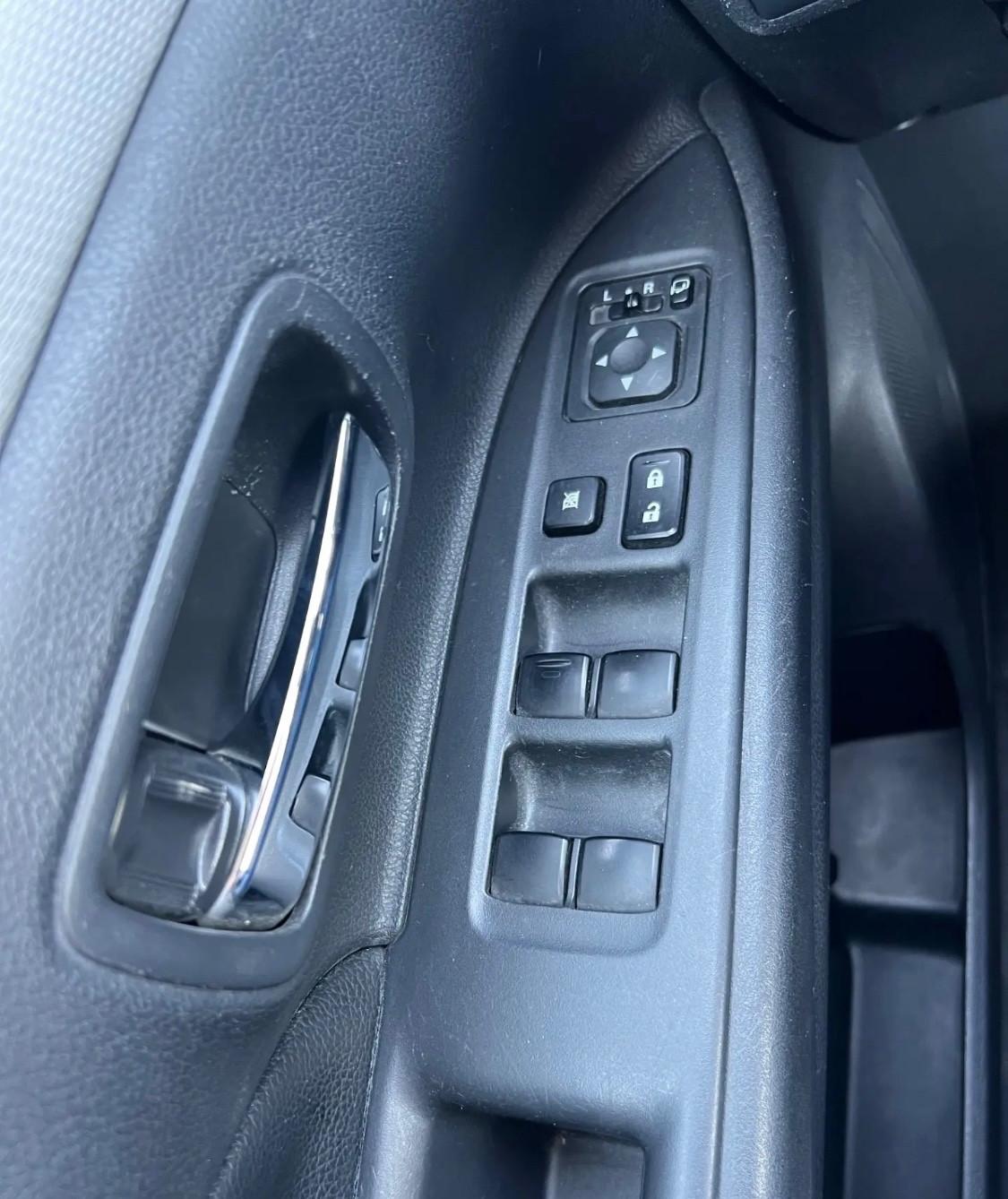 Mitsubishi Outlander 2.0 MIVEC 4WD CVT Intense