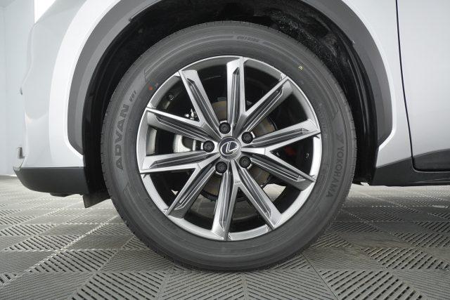 LEXUS LBX LBX Hybrid Elegant