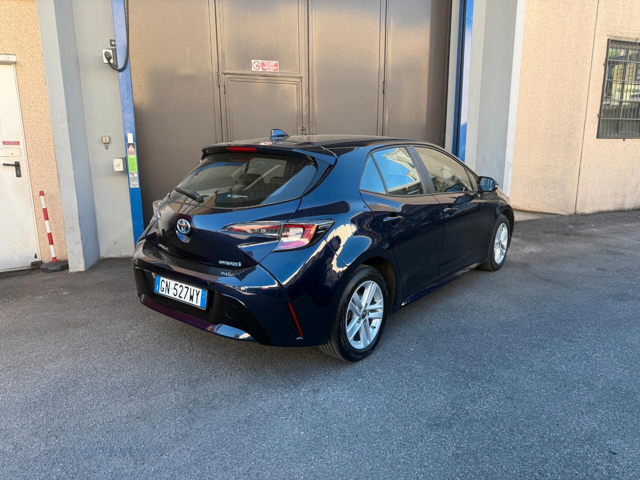 Toyota Corolla 1.8 Hybrid Business