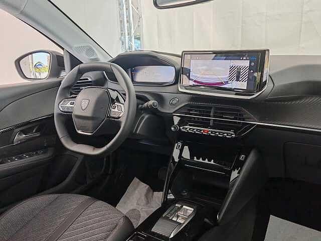 Peugeot 208 motore elettrico 136 CV 5 porte Allure