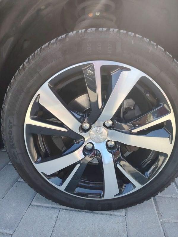 Peugeot 2008 BlueHDi 120 S&S GT Line