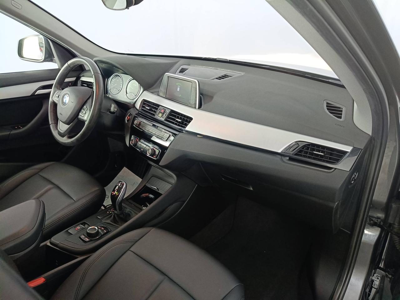 BMW X1 F48 2019 - X1 sdrive18d Advantage auto