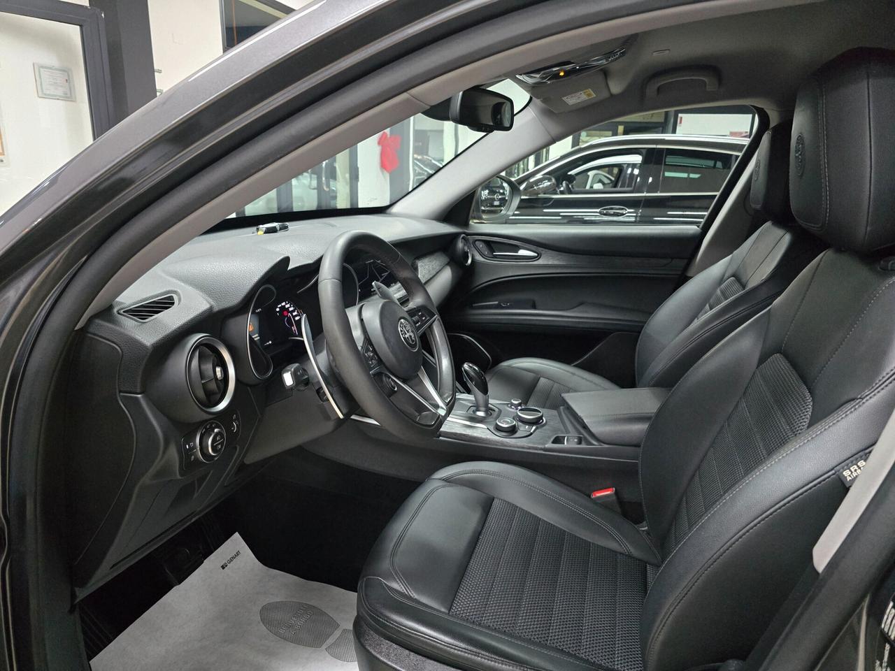 Alfa Romeo Stelvio 2.2 Turbodiesel 210 CV AT8 Q4 Executive