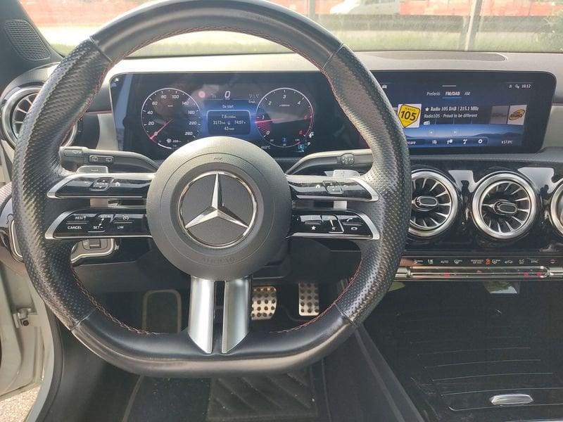 Mercedes-Benz Classe A - W177 2023 A 220 d AMG Line Premium Plus auto