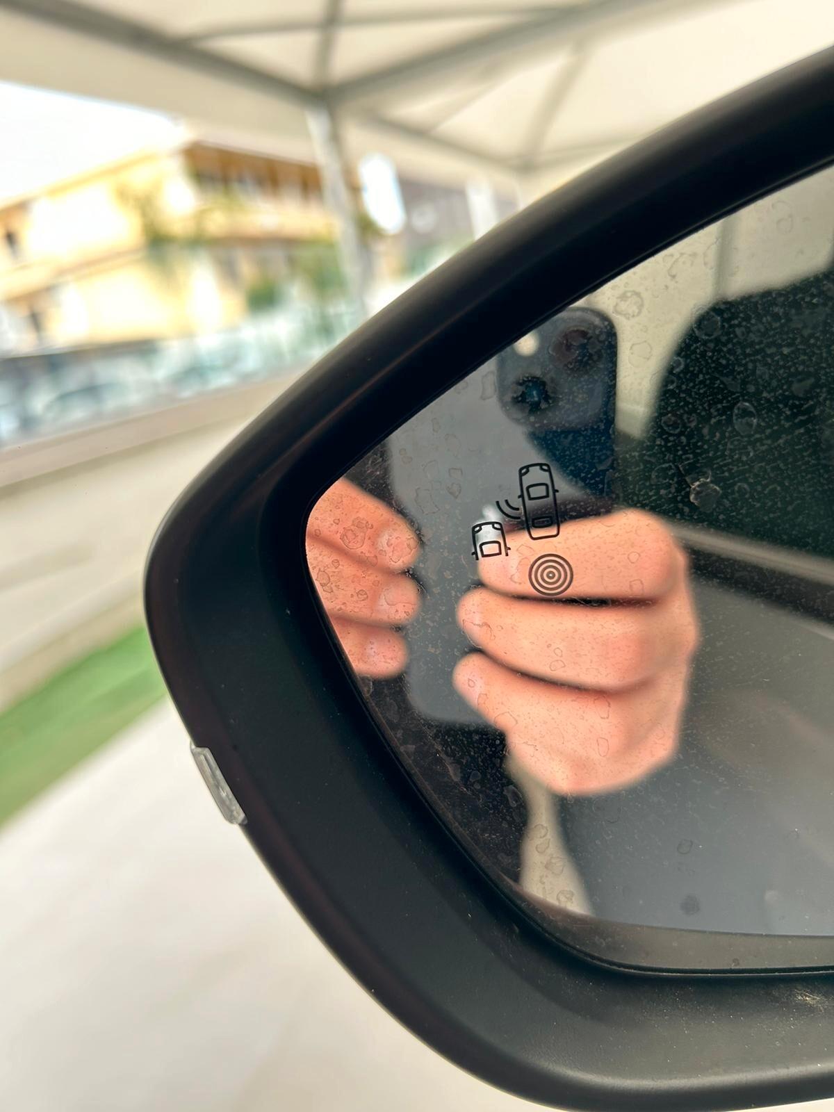 Peugeot 2008 PureTech 100 S&S Allure