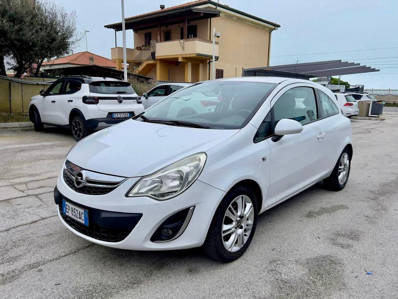 Opel Corsa 1.2 gpl