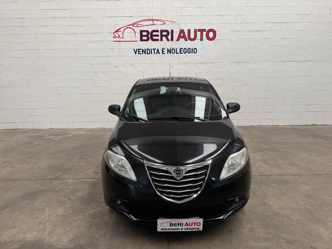 Lancia Ypsilon porte GPL valido fino ala 2034