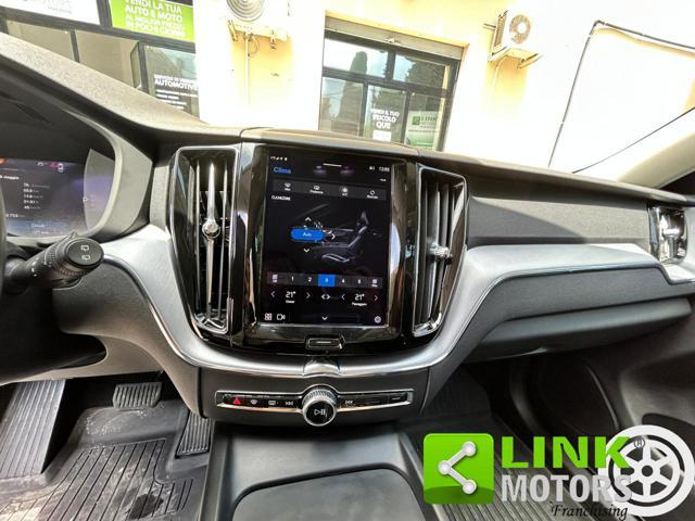 VOLVO XC60 Momentum pro MILD HYBRID B4