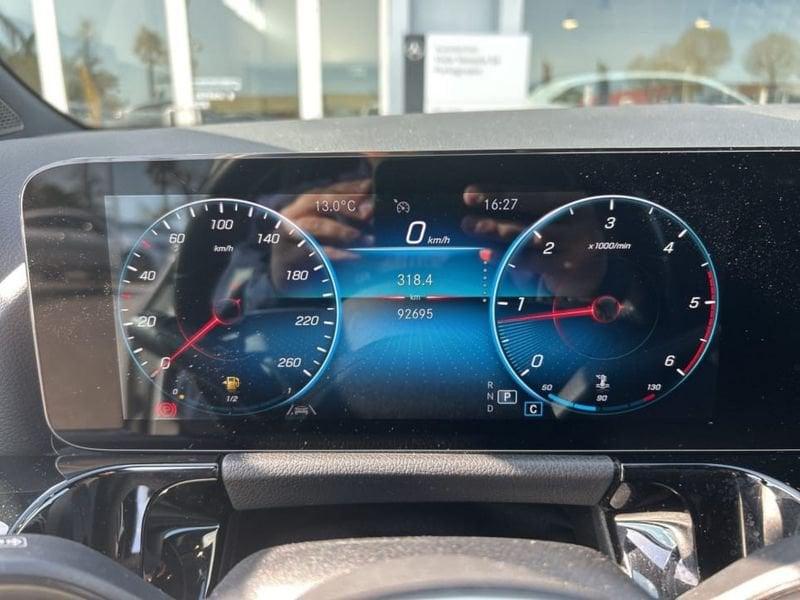 Mercedes-Benz GLA 200 D SPORT PLUS AUTO