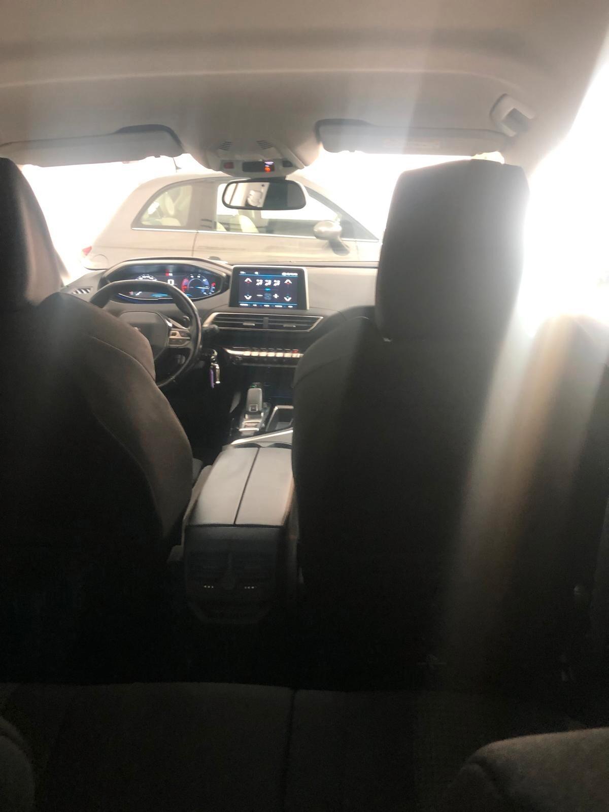 Peugeot 3008 BlueHDi 120 S&S EAT6 Business