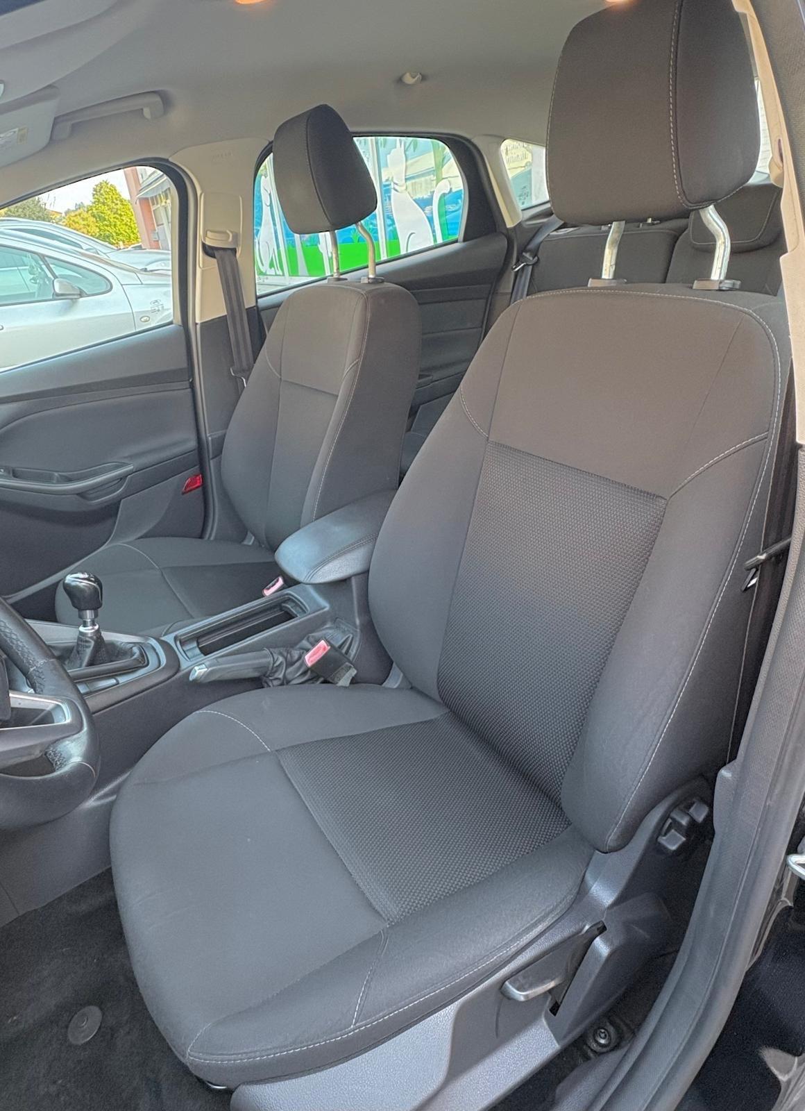 Ford Focus 1.5 TDCi 95 CV Neopatentati