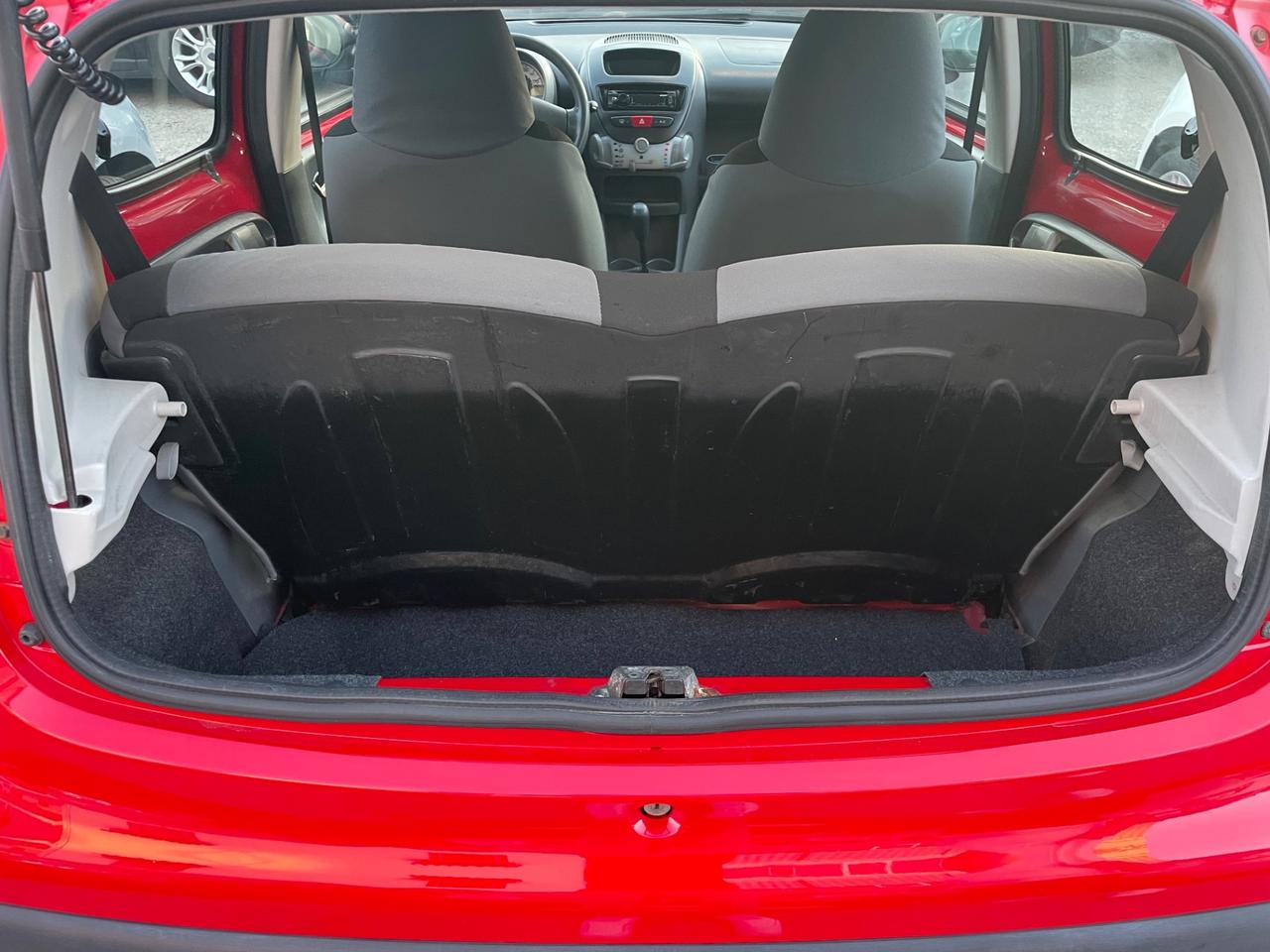 PEUGEOT 107 1.0 BENZINA 68 (CV) 2012